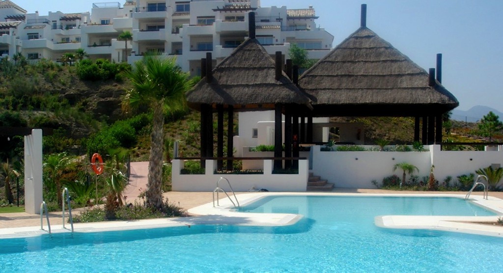 Pool area Lomas del Marques